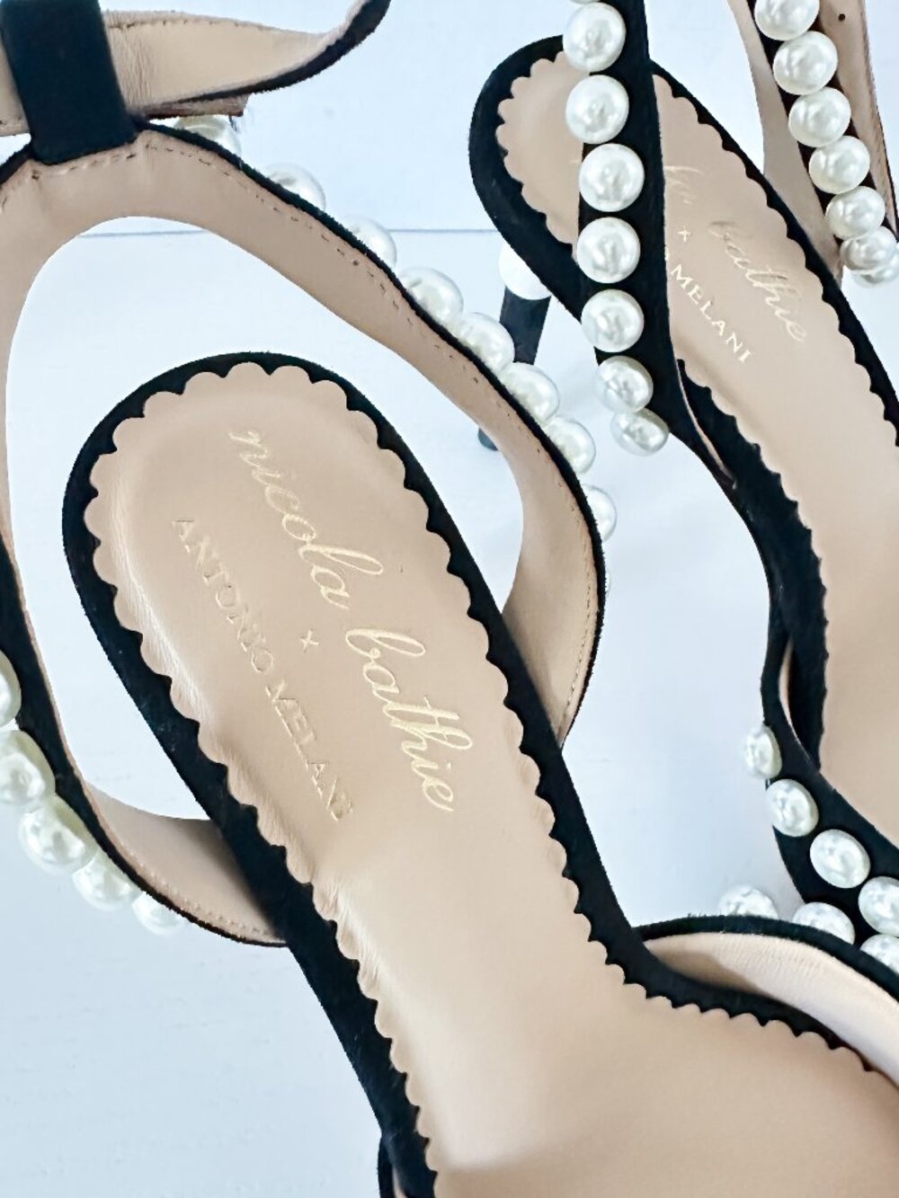 NWOB Antonio Melani x Nicola Bathie Bebe Suede Ankle Strap Pearl Pumps Size 8.5 - Picture 2 of 5